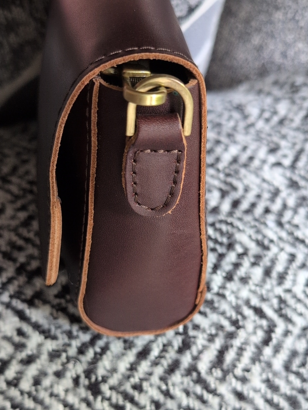 Portland Leather Grizzly Mini Metro Crossbody Bag NWOT - Picture 5 of 13